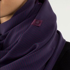 Lululemon Vinyasa Scarf